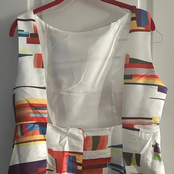 Colorful Dress - Picture 5 of 7